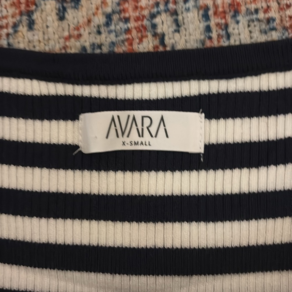Avara Stripe Off the Shoulder Sweater SZ XS NWOT - Picture 2 of 4